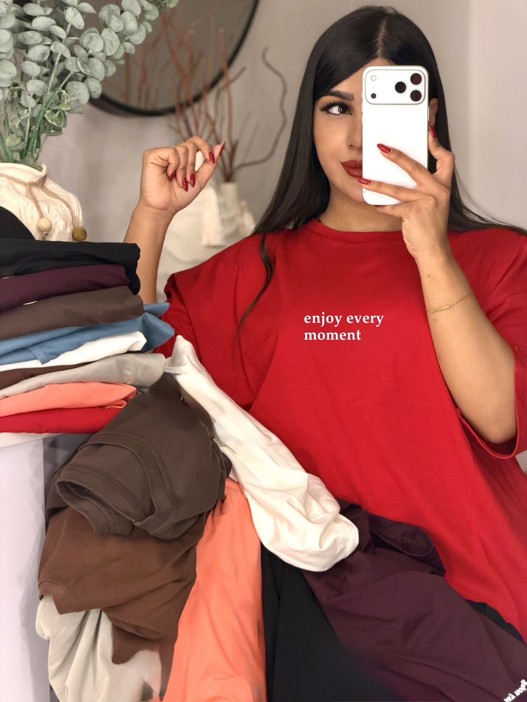 تیشرت باکسی طرح enjoy every moment