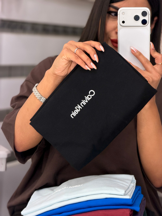 تیشرت باکسی Calvin Klein
